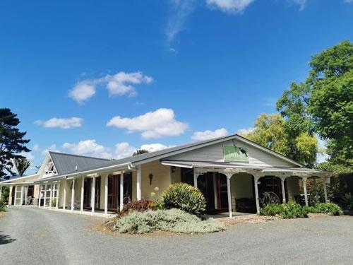 Tui Lodge